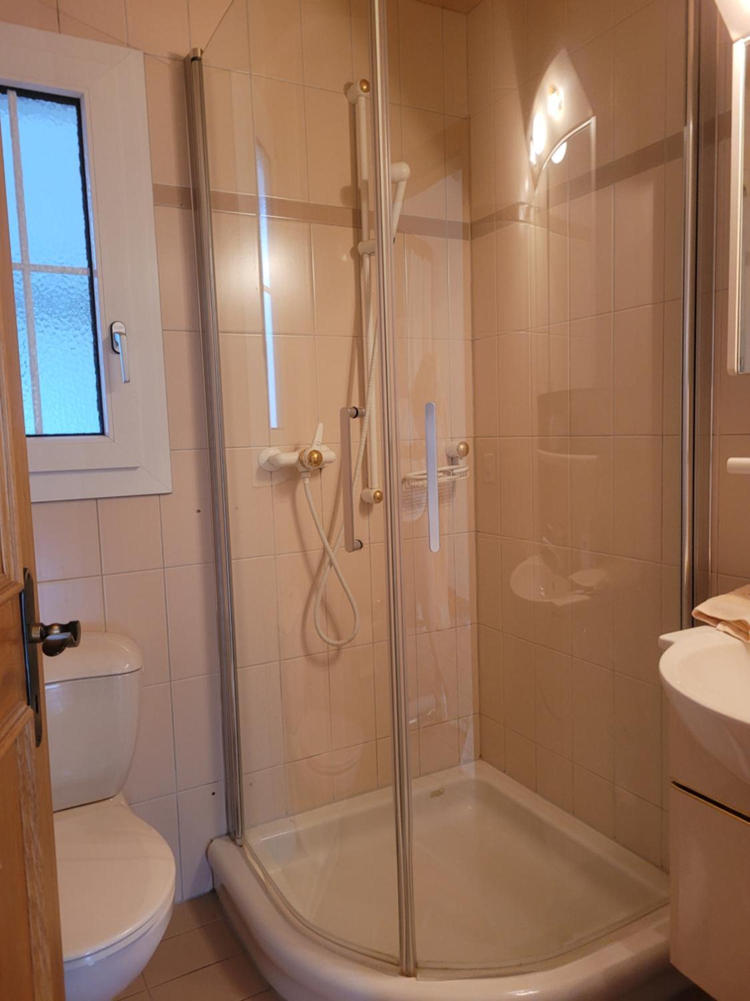 Villa Castagna Guesthouse Luzern Oda fotoğraf